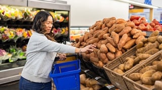 Customer-Shops-Sweet-Potatoes[1]