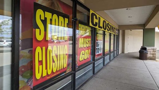 Party_City_in_Lancaster_Ohio_going_out_of_business_528388574851[1]