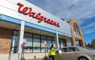 Walgreens_pickup_at_curbside_2